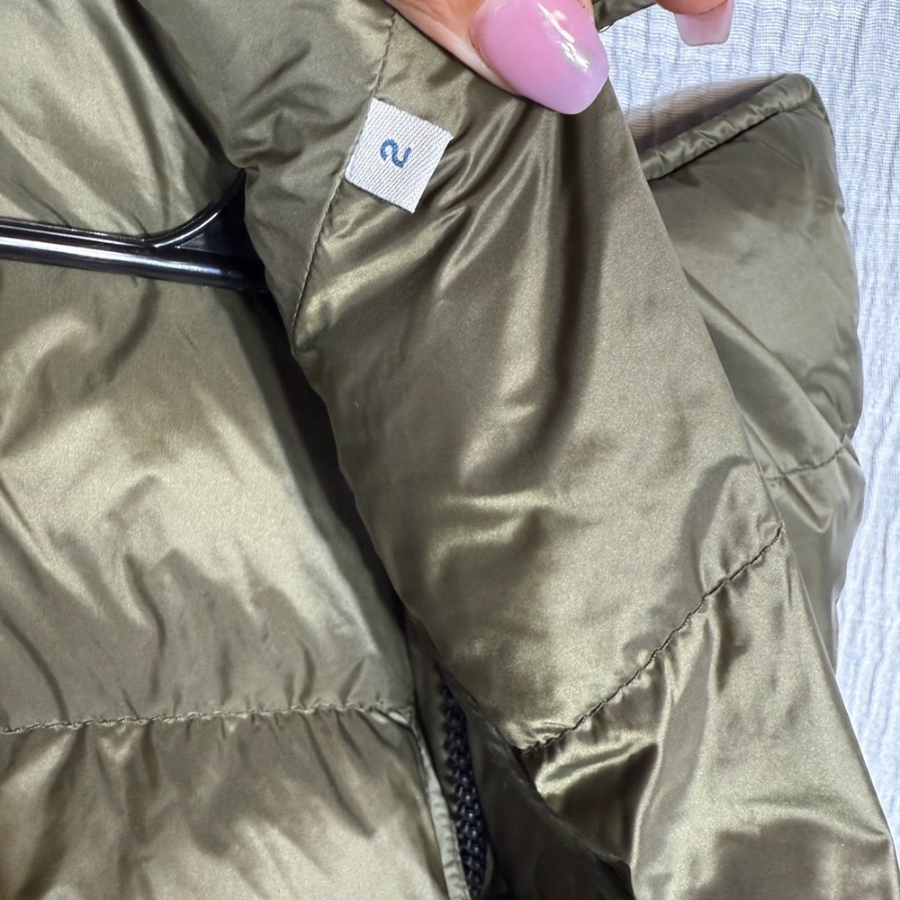 Olive Green Down-Filled Long Puffer Vest Size 2 |‎ Asymmetrical Zip Quilted Vest - Picture 12 of 15